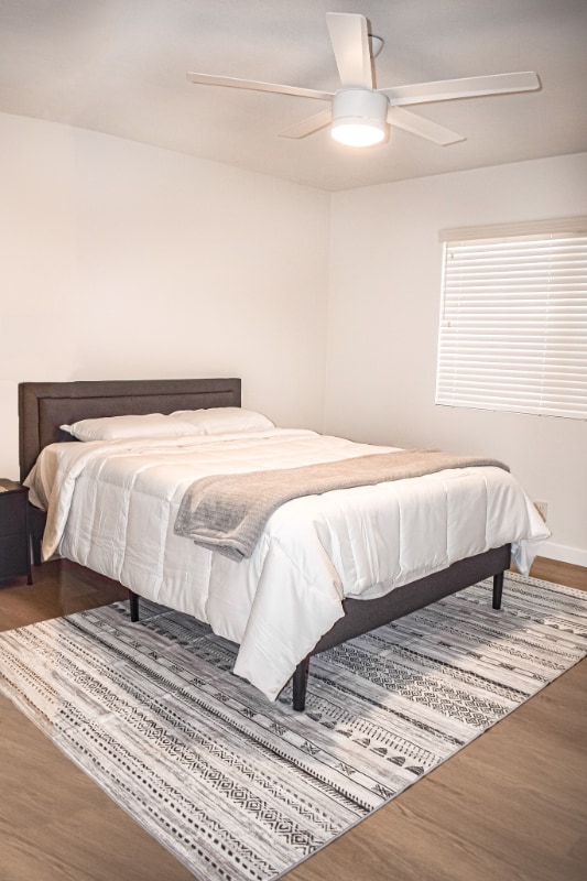 Building Photo - 4718 W Ave L-6