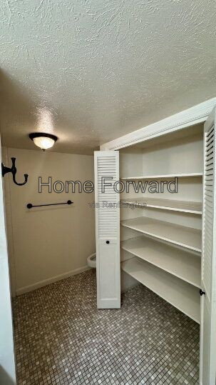 Building Photo - 175 Malabu Dr