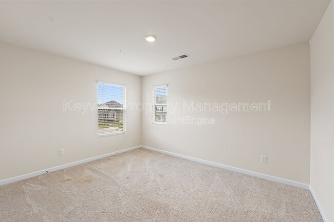 Building Photo - 3262 Carmine Ave