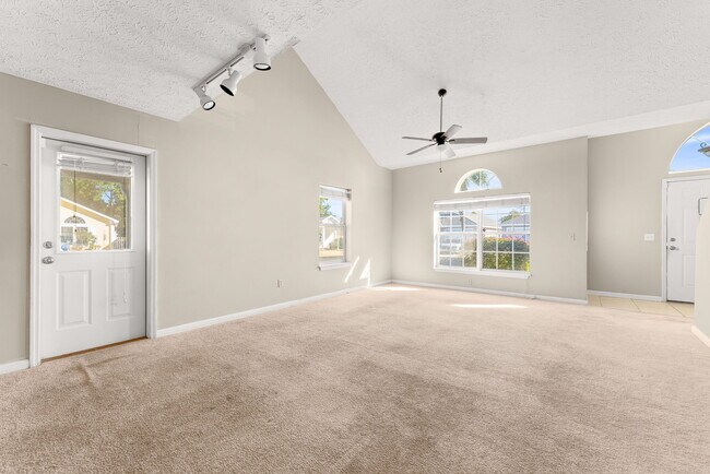 Building Photo - 133 White Cap Wy