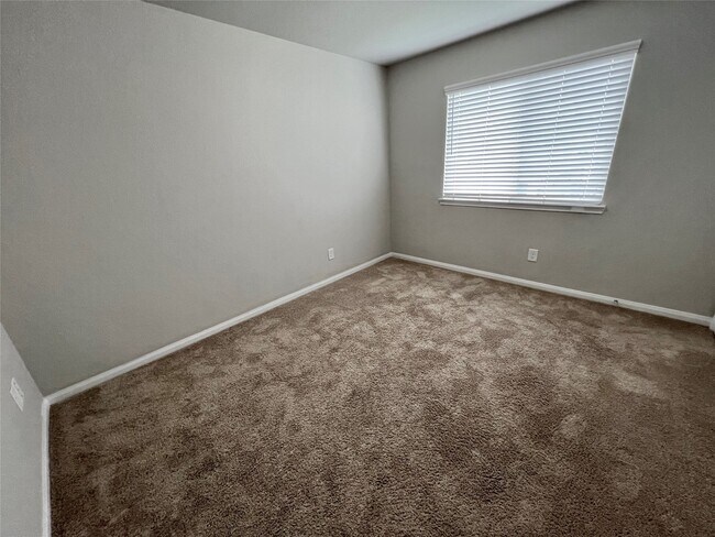 Building Photo - 3219 Atascocita Vale Dr