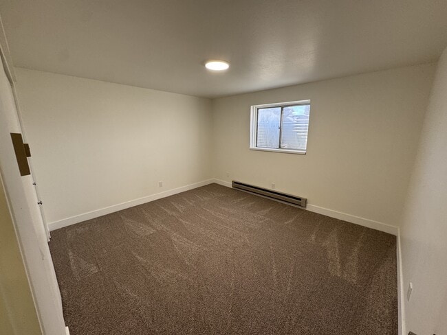 Building Photo - 267 S 300 E