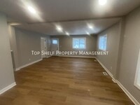 Building Photo - 120 6th St