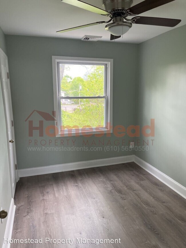 Building Photo - 3 br, 1.5 bath House - 212 Wabash Ave