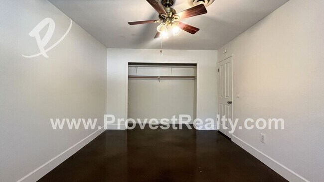 Building Photo - 18370 Danbury Ave