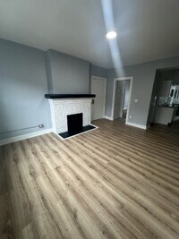 Building Photo - 2654 N Moreland Blvd