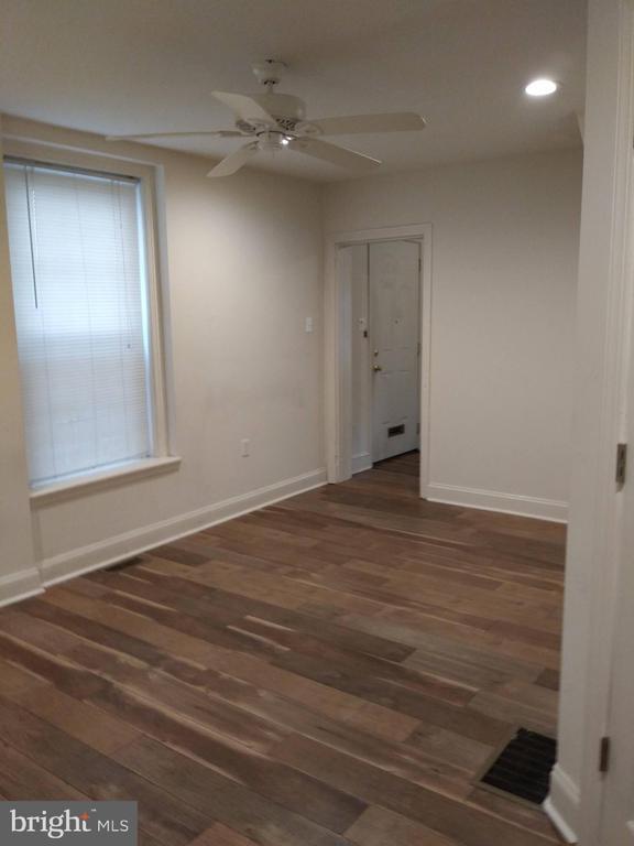 Building Photo - 416 N 32nd St