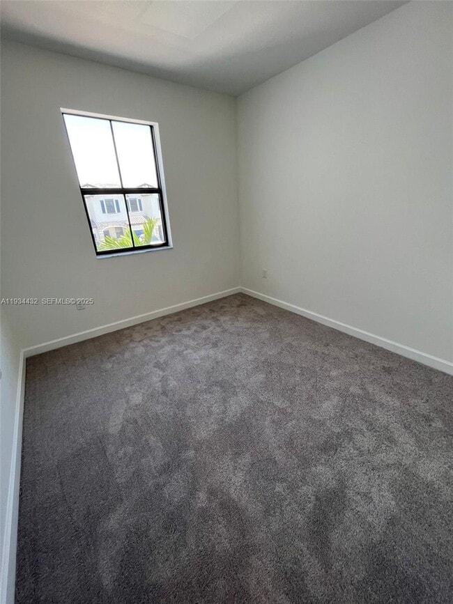 Building Photo - 11912 SW 244 Ln