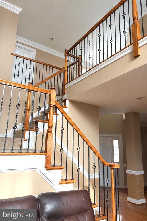 Building Photo - 49 Sloan Rd