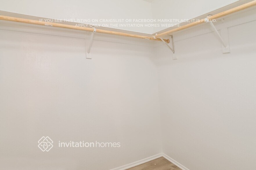 Building Photo - 4454 N 105th Ave