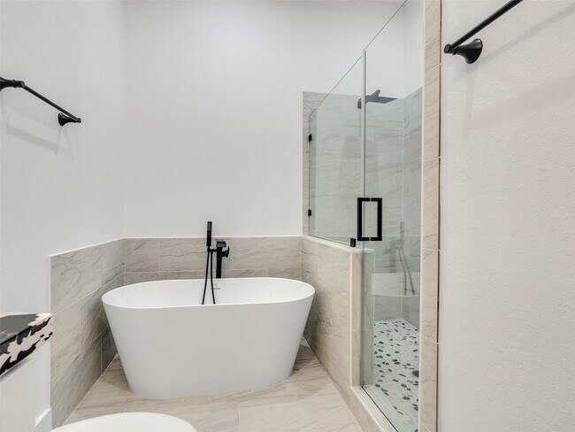 Building Photo - 7358 Guadalcanal Rd