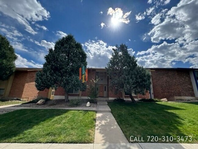 Building Photo - 995 Holli Springs Ln