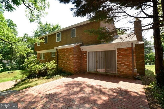 Building Photo - 1317 Forestwood Dr