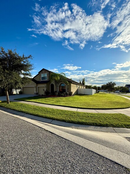 Building Photo - 34046 Spring Oak Trail