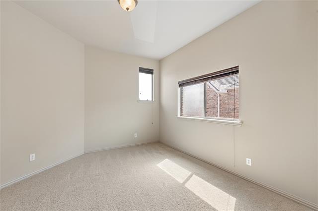 Building Photo - 7005 Kenswick Dr