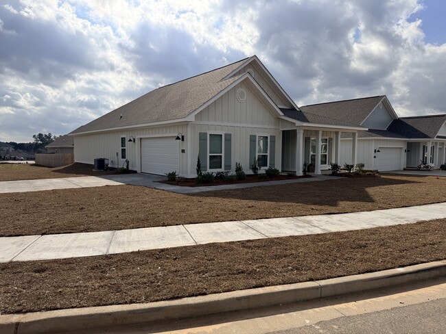 Building Photo - 7307 Hawkins Mnr