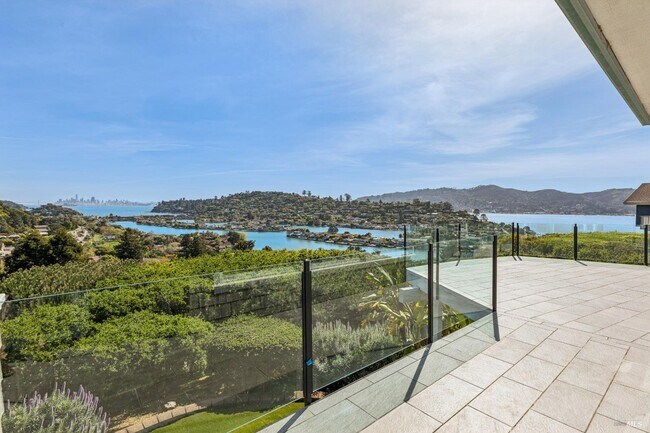 Building Photo - 95 Spring Ln