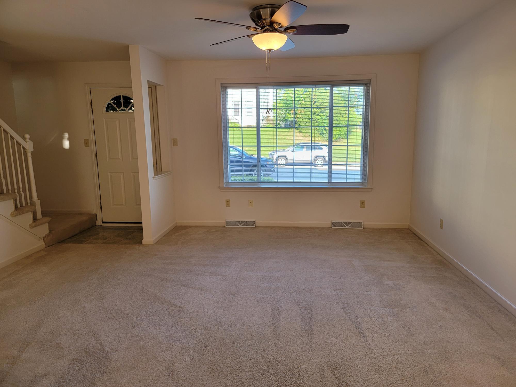 Building Photo - 205 Riders Way