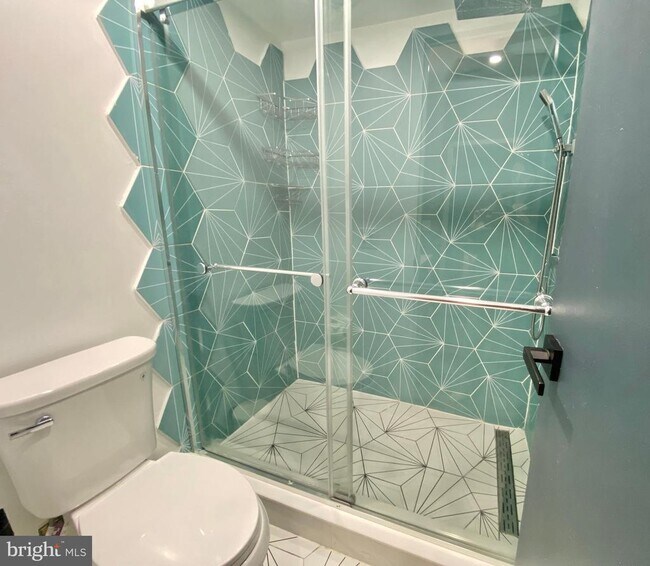 Building Photo - 3101 S Manchester St