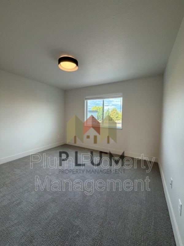 Building Photo - 2301 A Mary Jane Blvd