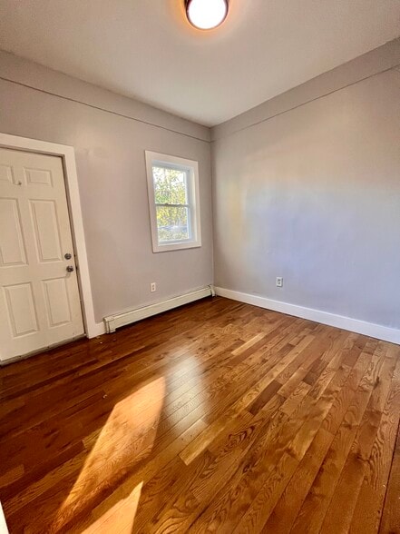 164 Delaware Ave 1R - 166 Delaware Ave