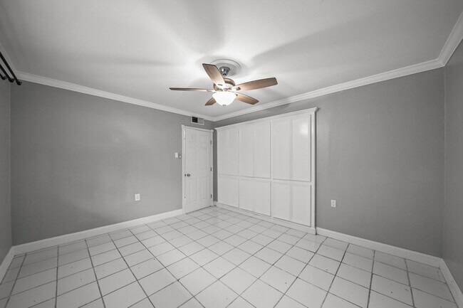 Building Photo - 4040 San Felipe St