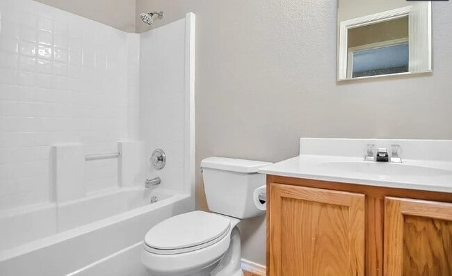 Building Photo - 5640 Ainsdale Dr
