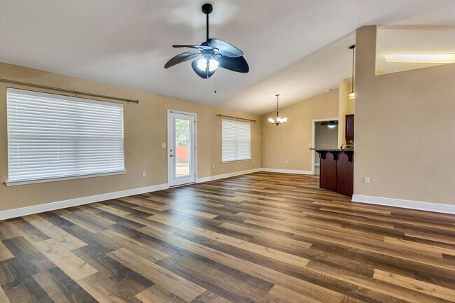 Building Photo - 1952 Bay Pine Cir