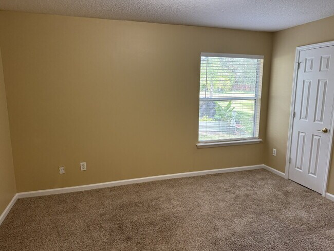 Building Photo - FOR RENT!!!!