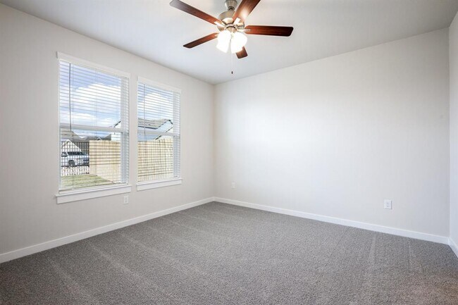 Building Photo - 2333 Moon Tower Trl