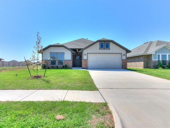 Primary Photo - 561 Grand Sycamore Dr