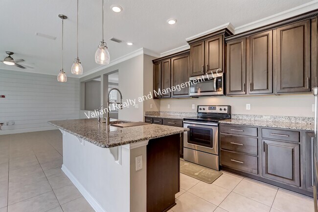 Building Photo - 1823 Tea Olive Ct