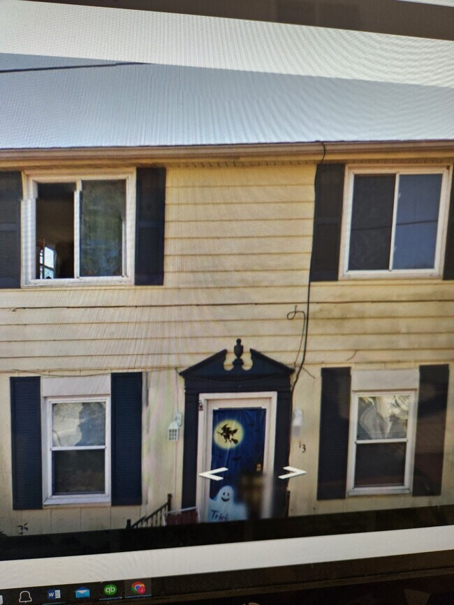 Primary Photo - 13 E Indiana St