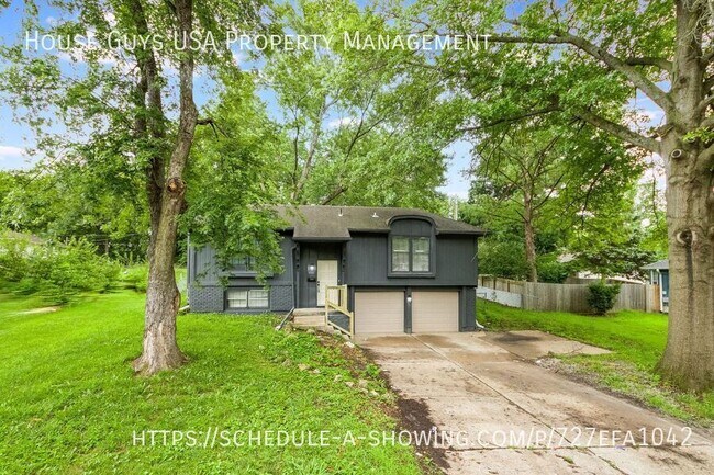 Building Photo - 11911 Sycamore Ave
