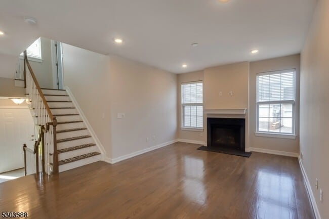 Building Photo - 120 Sowers Dr