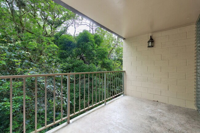 Building Photo - 95-257-257 Waikalani Dr