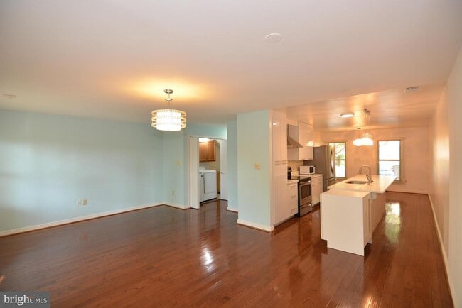 Building Photo - 7811 Coddle Harbor Ln