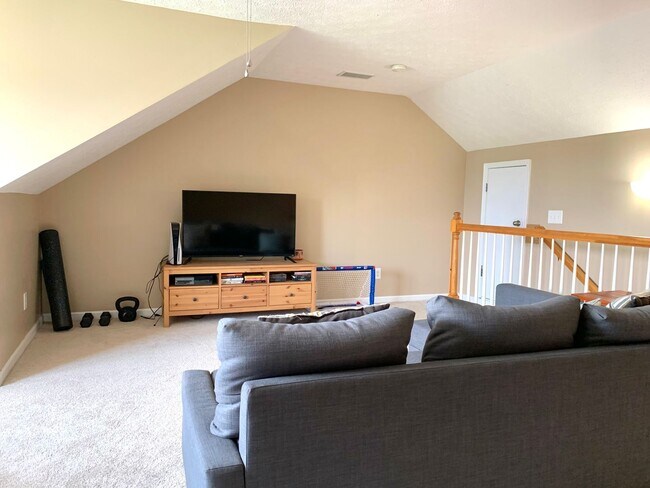 Building Photo - 3178 Cross Ridge Dr