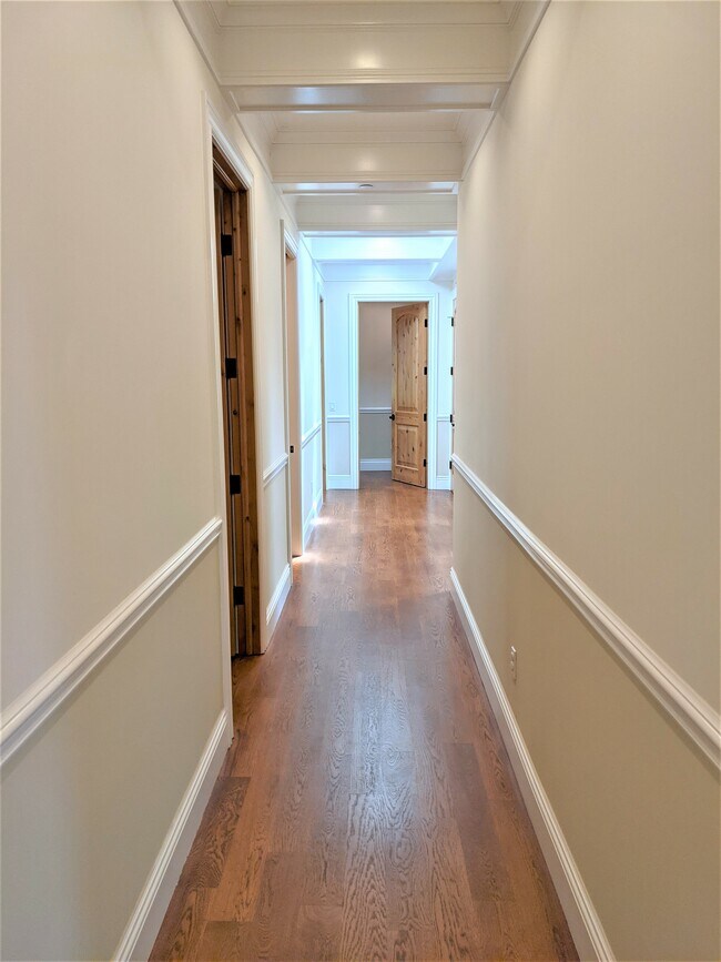 Building Photo - 2912 21st Ave