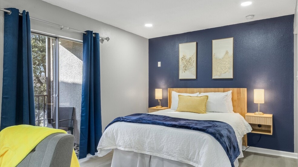 Building Photo - 7900 Brookriver Dr