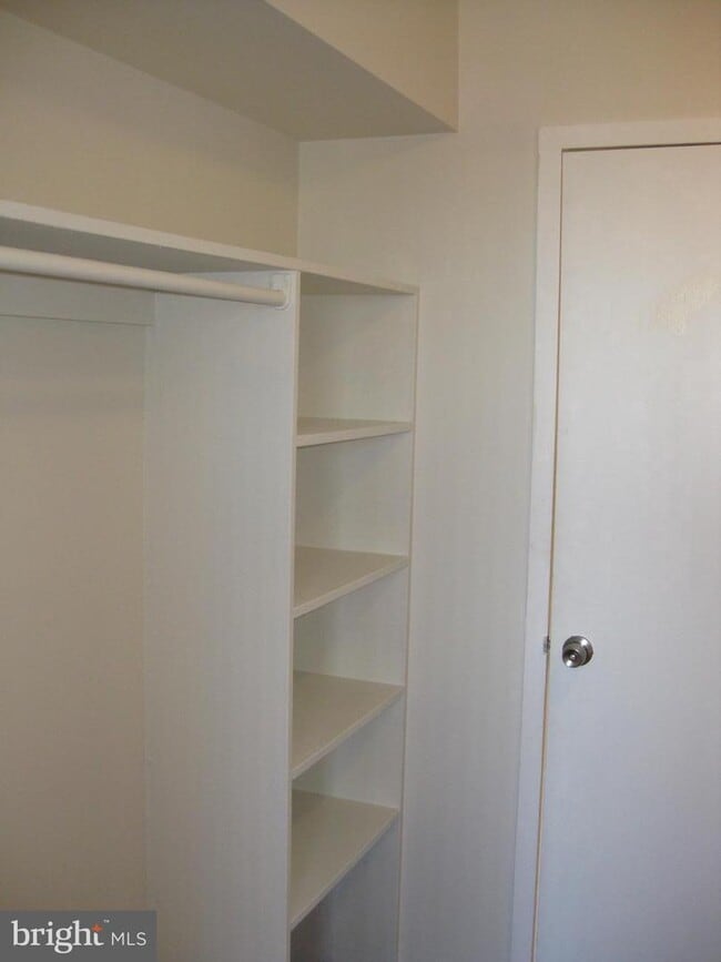 Building Photo - 1836 Metzerott Rd