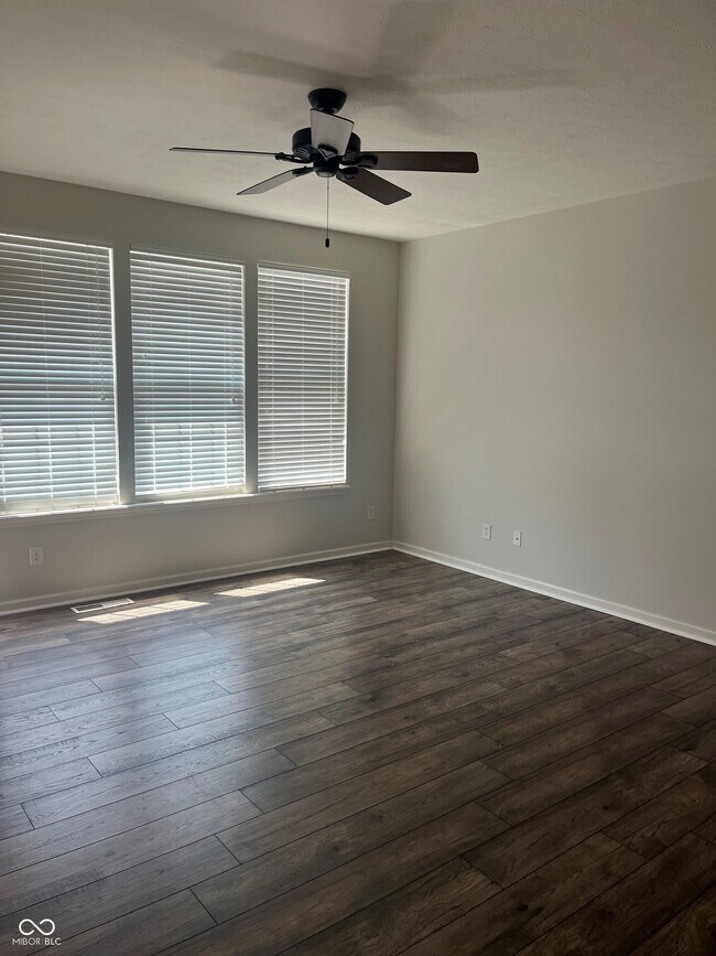 Building Photo - 12721 Tamworth Dr