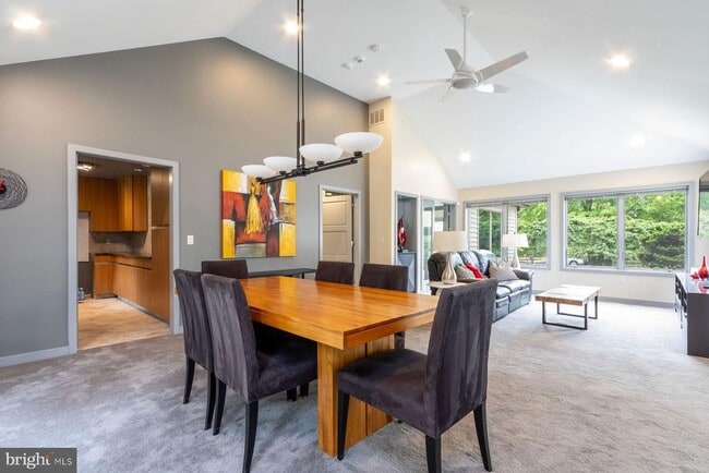 Building Photo - 125 Edison Furlong Rd