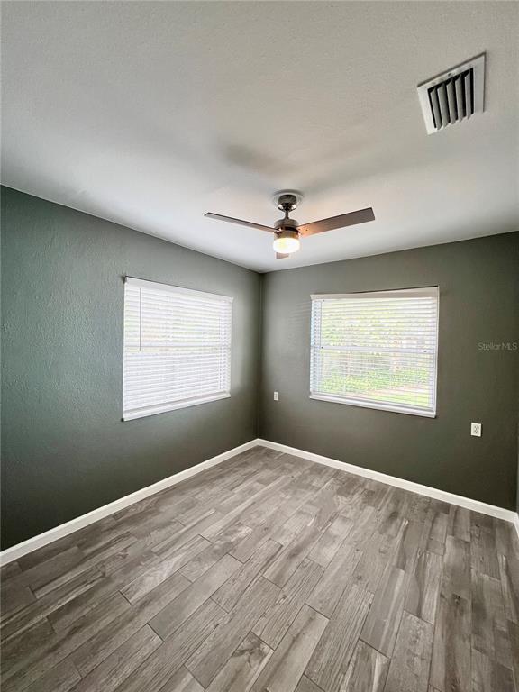 Building Photo - 107 W Minnehaha St