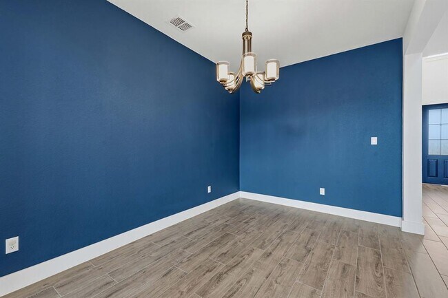 Building Photo - 1102 Sage Thrasher Cir