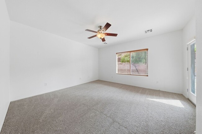 Building Photo - Comfort, Community & Style in Sun City Anthem 55+