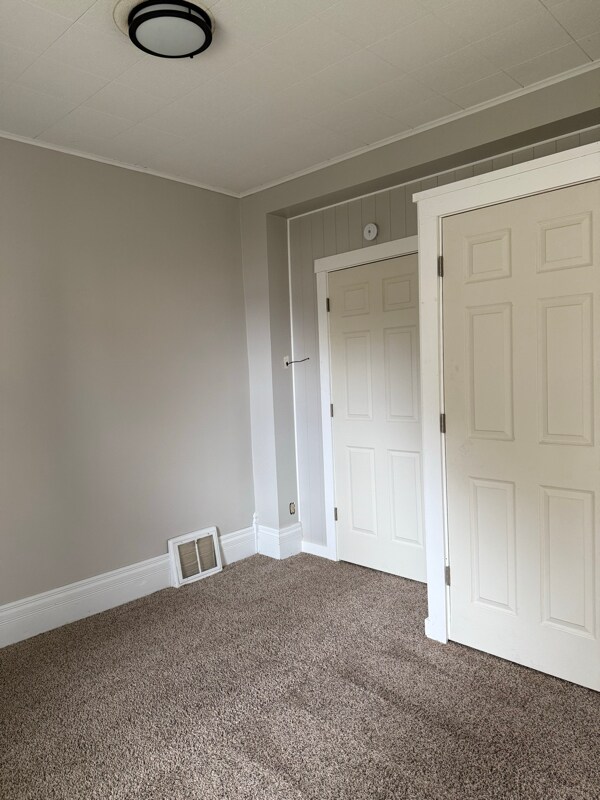 Building Photo - 809 McLean Ave