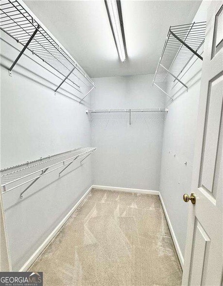 Building Photo - 3389 Lathenview Ct