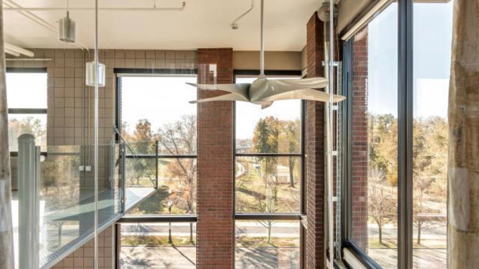 Building Photo - 360 W 300 S