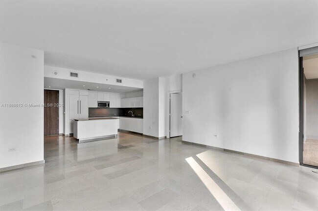 Building Photo - 88 SW 7th St